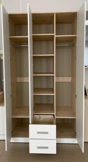 Шкаф "Милана" 3-х створчатый с 2 ящиками по центру в Челябинске - mebel-74.com | фото